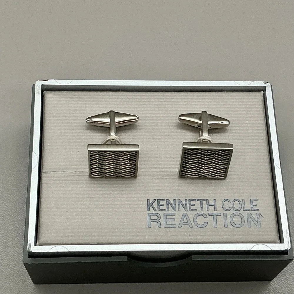 Kenneth Cole Reaction Cufflinks Silver Tone Chevron Square Mens Gift Box